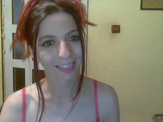 LonglipsforU - chat online hot with a Hot lady with regular melons 
