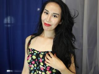 AdeleWilson - Webcam hot with a bubbielicious Young lady 