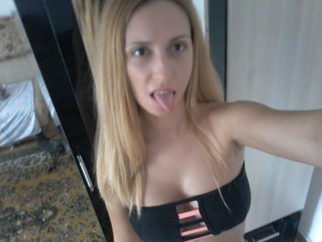 PrincessLindsay - Live porn &amp; sex cam - 3501939