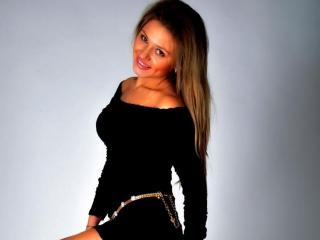 KiraBabe - Show live hard with this hot body Young lady 