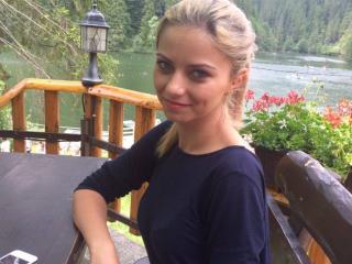 SublimeIlona - online chat exciting with a light-haired Young and sexy lady 