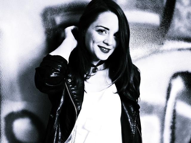 LaurenRay - Webcam live sex with this toned body Girl 