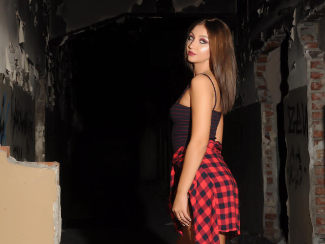 BelleGlorya - Live sex cam - 3621859