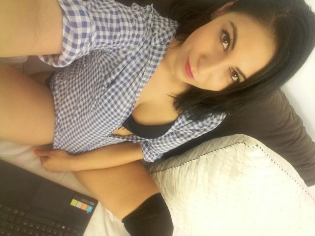 ElviraOfTheDark - Sexe cam en vivo - 3641308