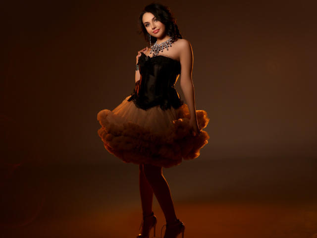 HypnoticLuciaX - Live porn &amp; sex cam - 3653423