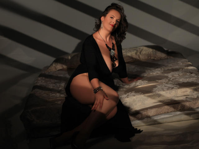 YourDreamMilf - Camera khiêu dâm &amp; quyến rũ trực tiếp - 3744296