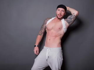 AronGrant - Live cam exciting with a shaved sexual organ Men sexually attracted to the same sex 