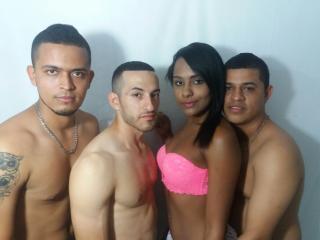 SexyGrlAndThreeBoys - Live sex cam - 3796880