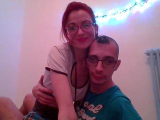 Lesfr - Chat xXx avec un Couple blanc sur le service XloveCam 