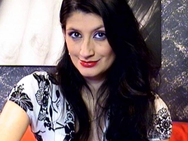 BeatrixCharm - Live porn &amp; sex cam - 3859620