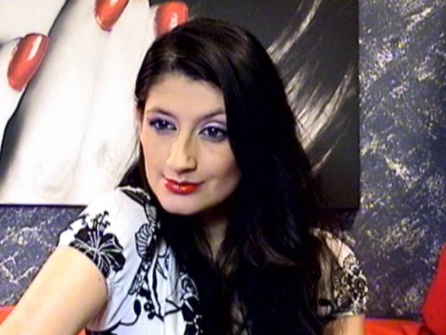 BeatrixCharm - Live porn &amp; sex cam - 3859632