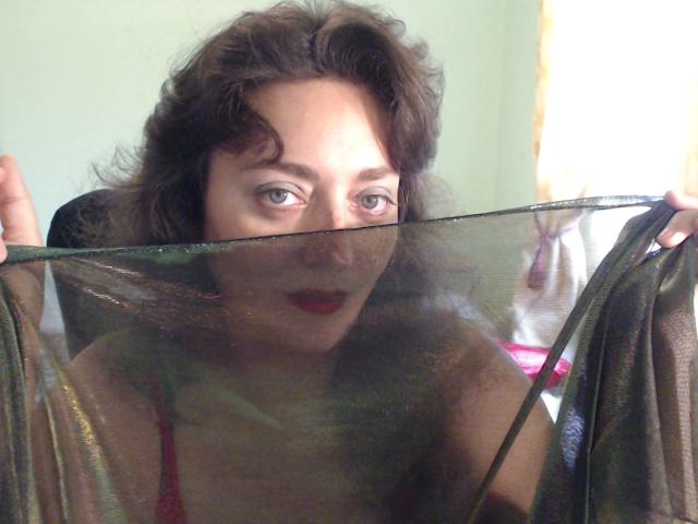 MikaMilf - Live cam exciting with this athletic build Mature 