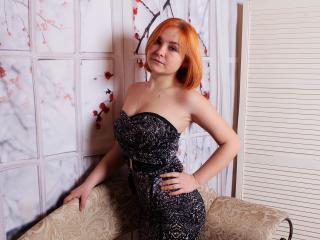 HannahDevil - Show live nude with a White Young and sexy lady 