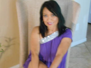 SpicyMandyX - chat online nude with this ordinary body shape Lady over 35 