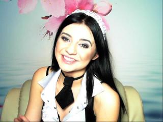 SultanaLeilla - Webcam live sexy with this skinny body 18+ teen woman 