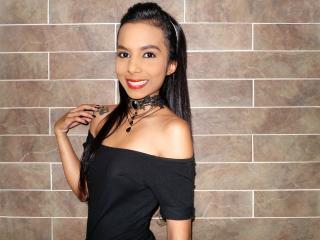 AshleenKiss - Live chat x avec une Belle fille hot sans grosse poitrine sur le site X Love Cam 