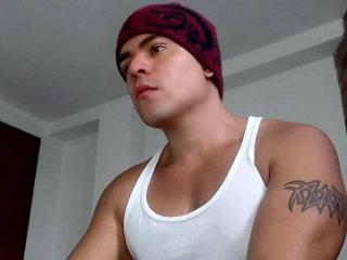 MatthewCole - Chat live xXx with a shaved sexual organ Homosexuals 