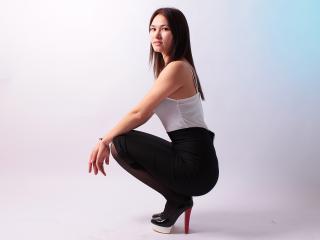MerryCruze - Webcam live sex with this brunet Sex young lady 