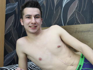 CeeJay - Chat cam xXx with this cocoa like hair Homosexuals 