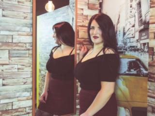 SerendipityAn - Chat live sexe avec cette fille épilée sur X Love Cam 