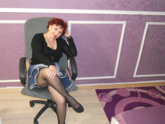 DivineLaura - Sexe cam en vivo - 4214200