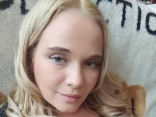 AdorableLena - Live chat hard with this regular body Young lady 