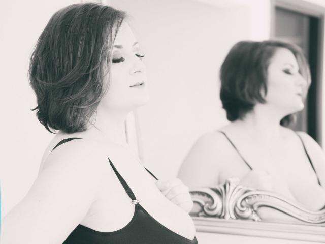 AliciaXHotty - сексуальная веб-камера в реальном времени - 4272970