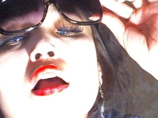 DiamondAngela - online show sex with this average body Sexy lady 