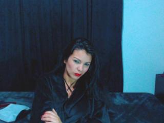 ValeriFontaine - Live nude with this latin MILF 