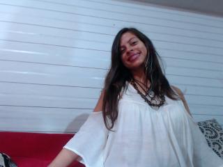 HealthyGirl - Chat cam sexy with this latin american Girl 