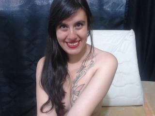 KimberKiiss - Chat xXx with this black hair Girl 