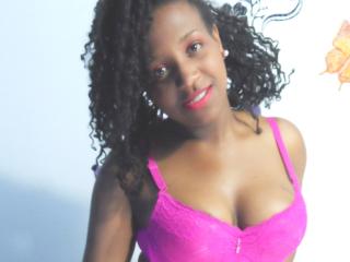 BigAssLuana - Sexe cam en vivo - 4352925