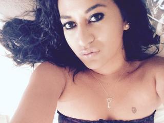 TahitiBabe - Web cam exciting with a regular body 18+ teen woman 