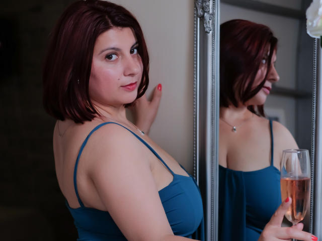 GorgeousBoobss - Live sex cam - 4382485