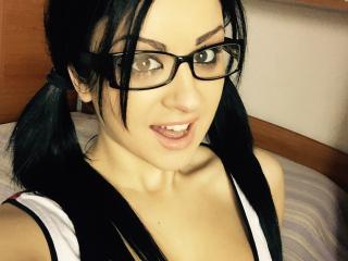 AnneDesireX - Live chat sex with a black hair 18+ teen woman 