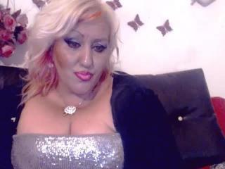 BlondeAnnya - Chat live sexy with a blond Sexy lady 