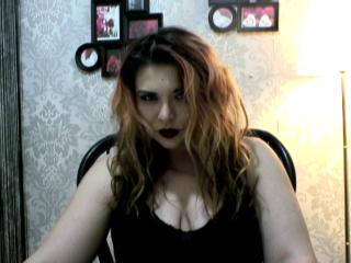SpicySuzy - Chat cam x with a ginger Young and sexy lady 