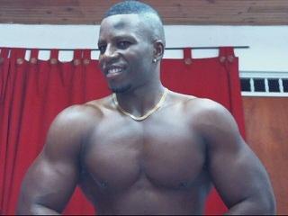 BigBlackMuscle - Web cam xXx avec ce Gay au corps de spartiate  