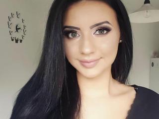 SultanaLeilla - online chat sex with this charcoal hair Sexy girl 