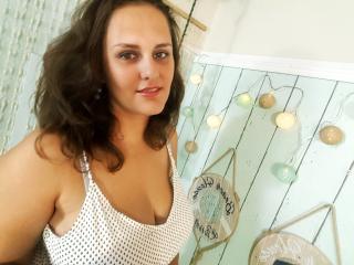 QueenRose - Show hot with a flocculent pubis 18+ teen woman 