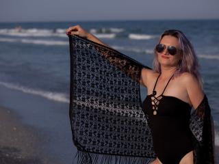 PervyLicious - Chat cam exciting with this fair hair Sexy girl 