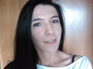 LoveScarlet - Show live x with this lanky Attractive woman 