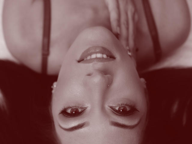 RubyaCosette - Sexe cam en vivo - 4619883