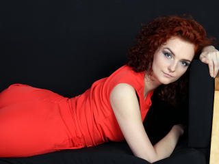 DianaBrie - chat online exciting with a redhead Young lady 