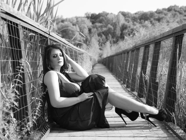 AliciaXHotty - Sexe cam en vivo - 4641139