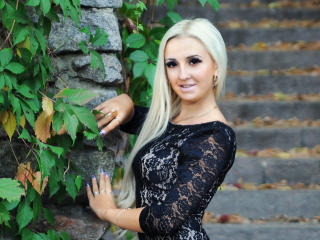 Alienannushka - Live Sex Cam - 4646819