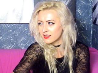 RebeccaB - online show sex with a White Girl 