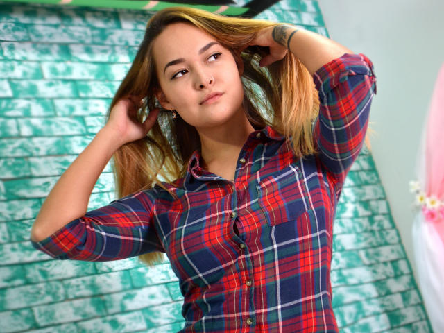 SandaBright - Sexe cam en vivo - 4719919