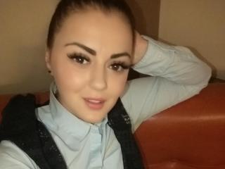 RoseSophia - Web cam exciting with this charcoal hair Girl 