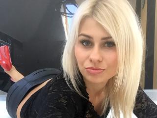 AmeliaPLAY - Show live exciting with a Young and sexy lady with large chested 